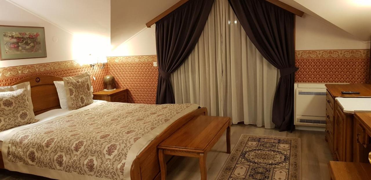 Hotel Odeon Plovdiv Kültér fotó