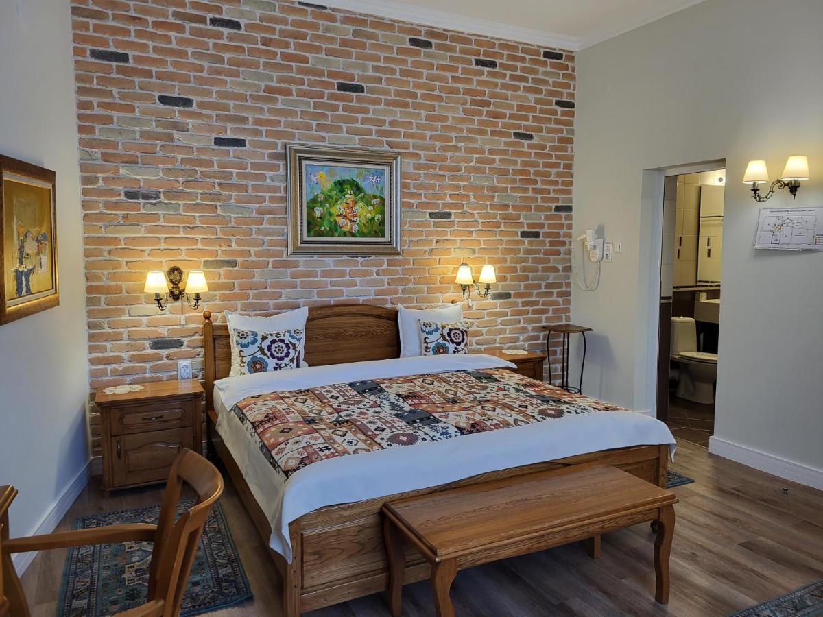 Hotel Odeon Plovdiv Kültér fotó